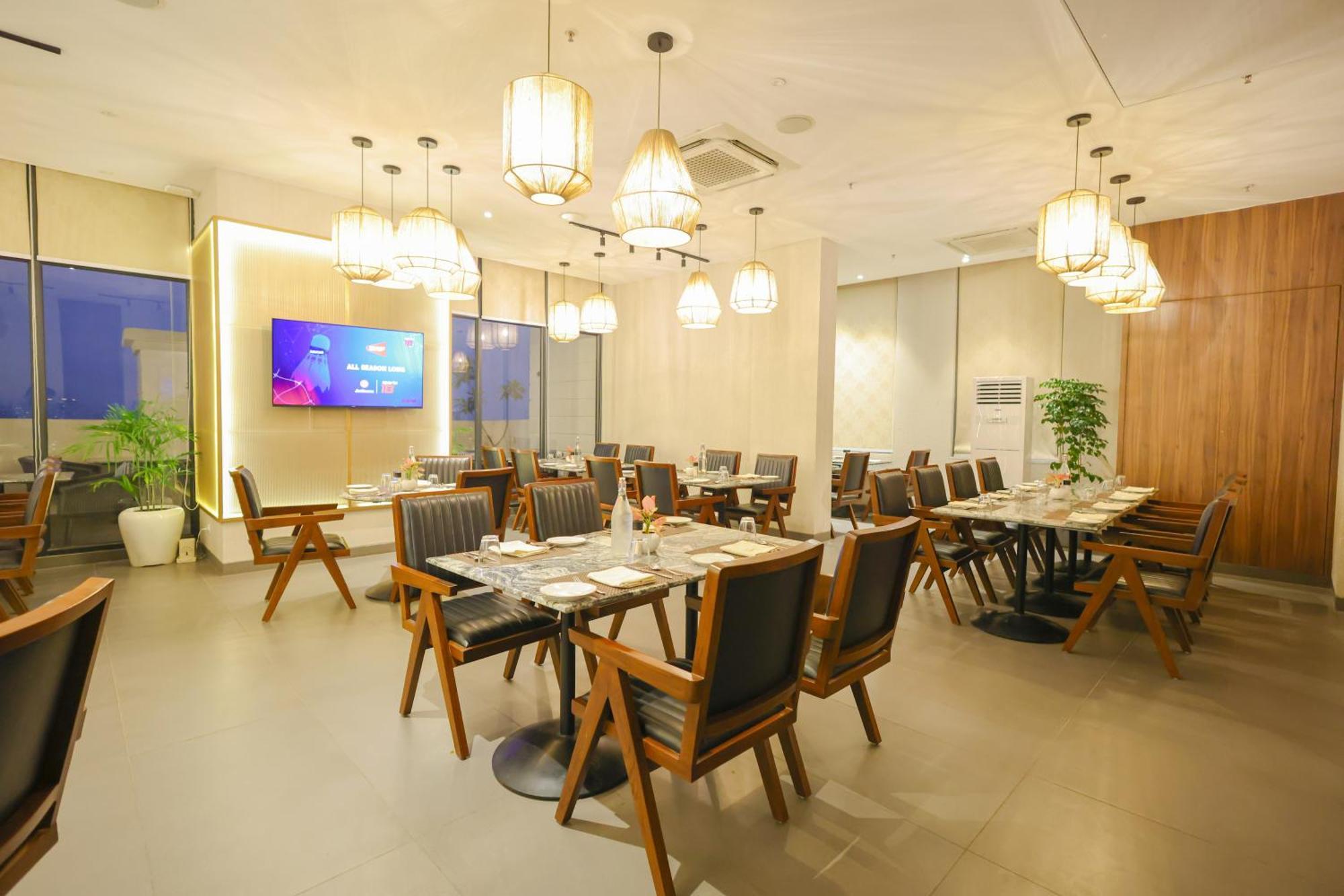 Rhythm Gurugram Hotel & Suites, Sohna Road Gurgaon Exterior foto